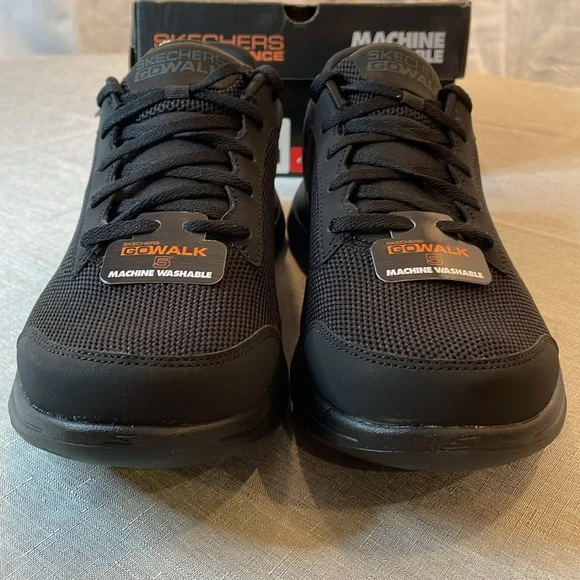 NWT Skechers Go Walk Black Sneakers Men's Size Extra Wide fit